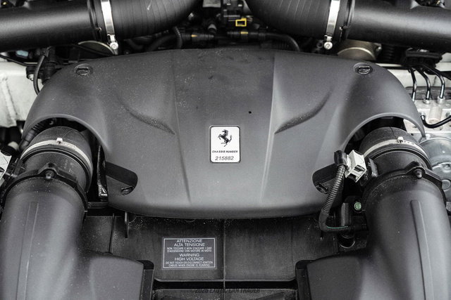 Used 2016 Ferrari California T image 24