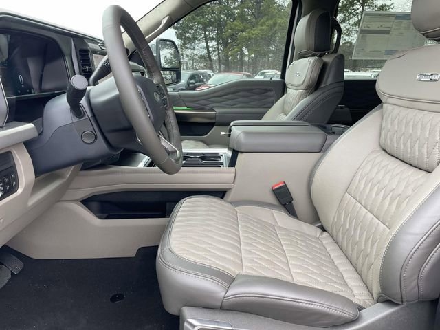 New 2026 Ford F450 Platinum w/ Platinum Plus Package AWD/4WD image 16