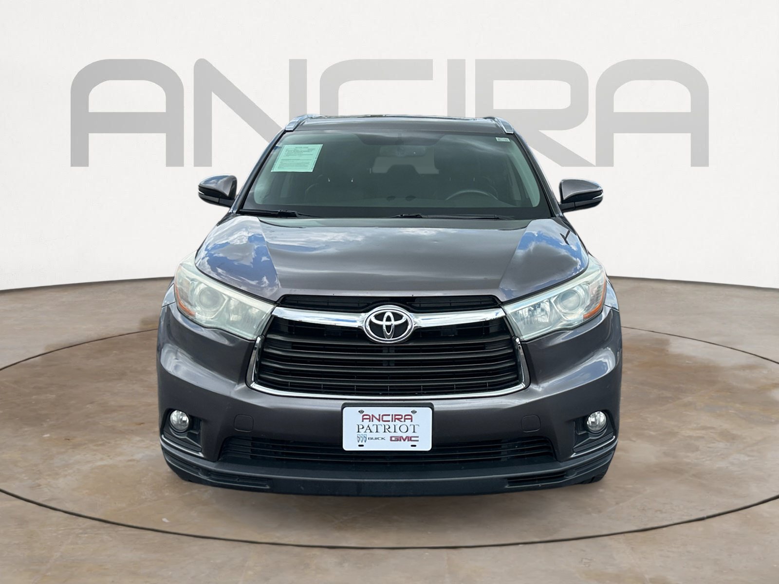 Used 2016 Toyota Highlander XLE FWD image 5
