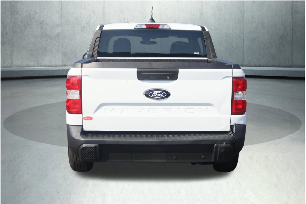 Used 2025 Ford Maverick XL w/ Equipment Group 101A AWD/4WD image 12