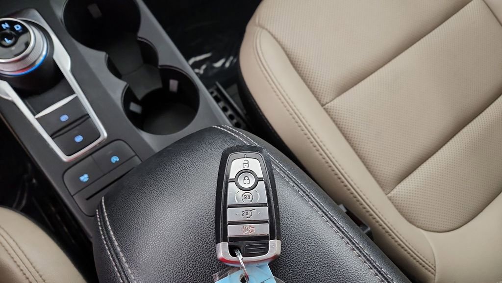 Used 2022 Ford Escape SEL image 21