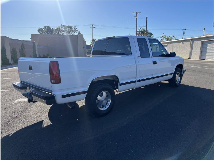 Used 1997 Chevrolet Silverado 1500 2WD Extended Cab image 3