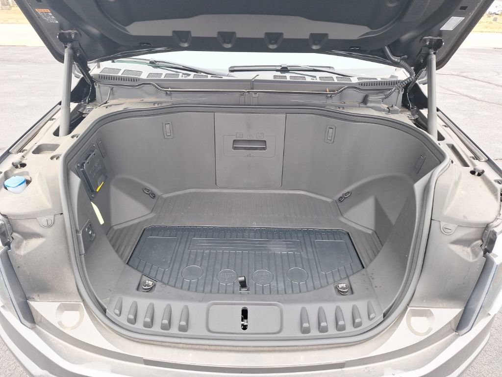 New 2023 Ford F150 Lightning XLT w/ Equipment Group 312A High image 35