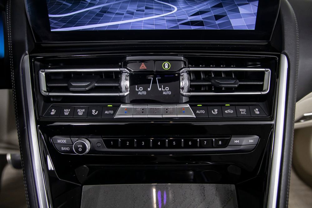 Used 2023 BMW 840i 840i w/ Comfort Seating Package image 35