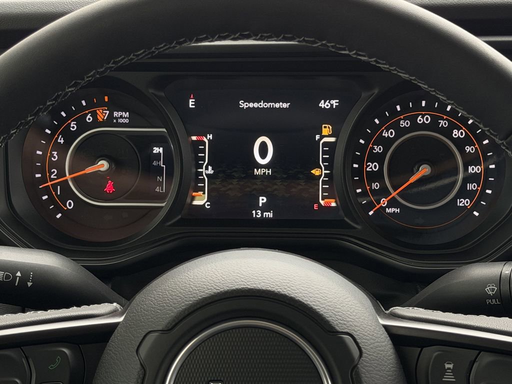 New 2025 Jeep Gladiator Sport image 13