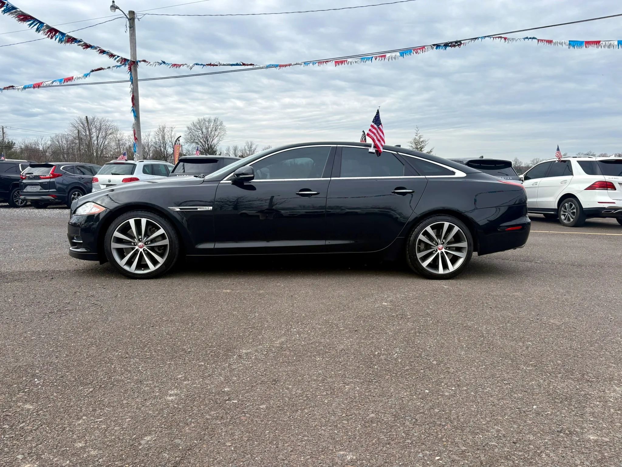 Used 2015 Jaguar XJ Supercharged image 2