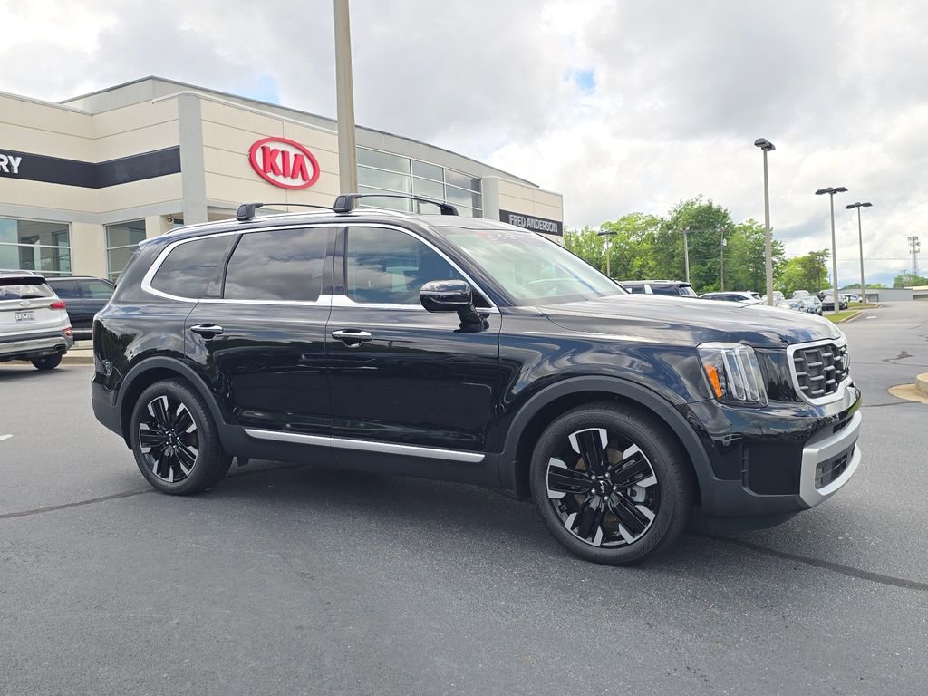 Certified 2024 Kia Telluride SX Prestige w/ Towing Package