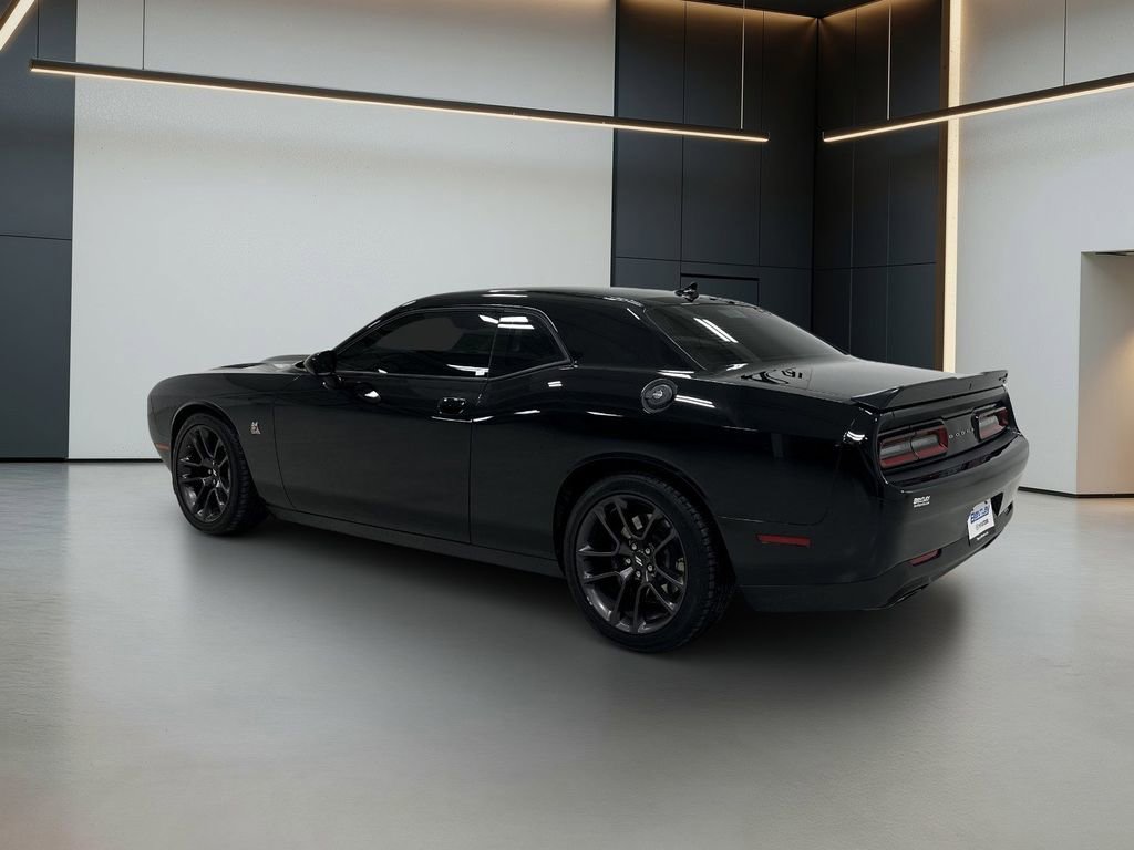 Used 2022 Dodge Challenger R/T Scat Pack image 3