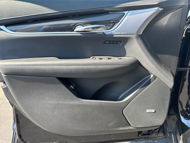 Used 2024 Cadillac XT6 Sport w/ LPO, Floor Liner Package AWD/4WD image 10