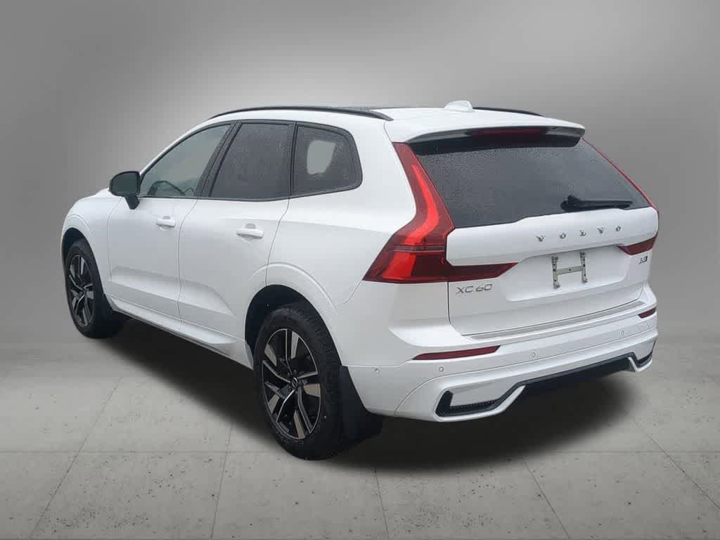New 2026 Volvo XC60 B5 Plus w/ Protection Package Premier AWD/4WD image 4
