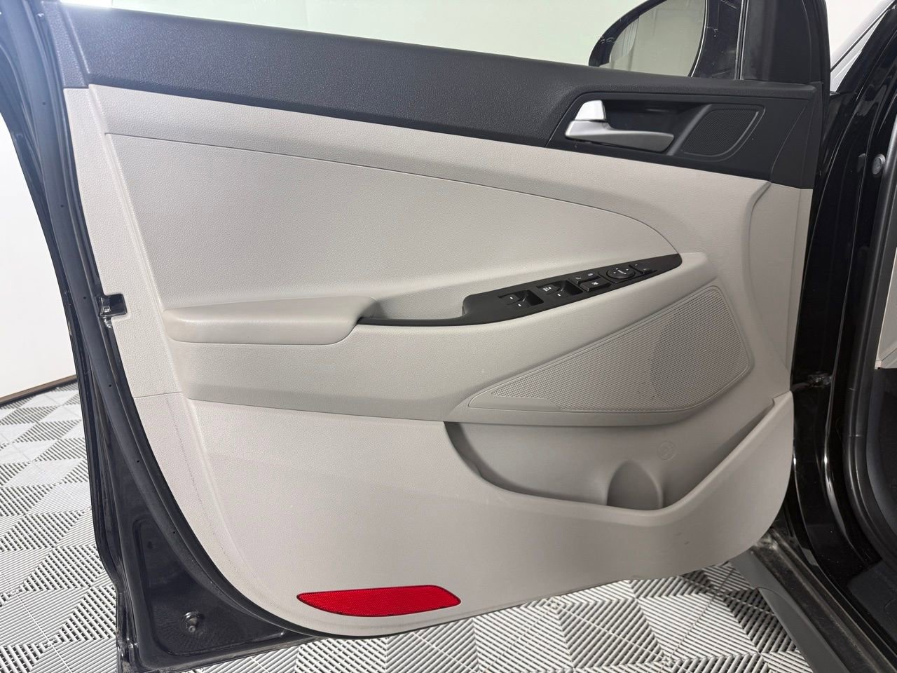 Used 2021 Hyundai Tucson SE image 11