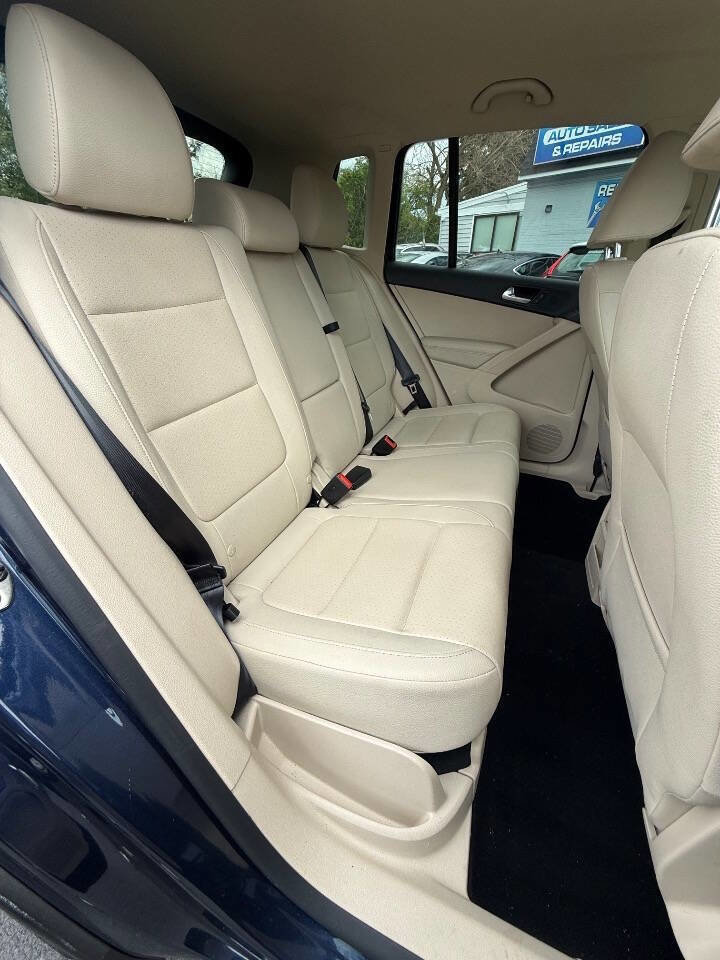 Used 2016 Volkswagen Tiguan S AWD/4WD image 17