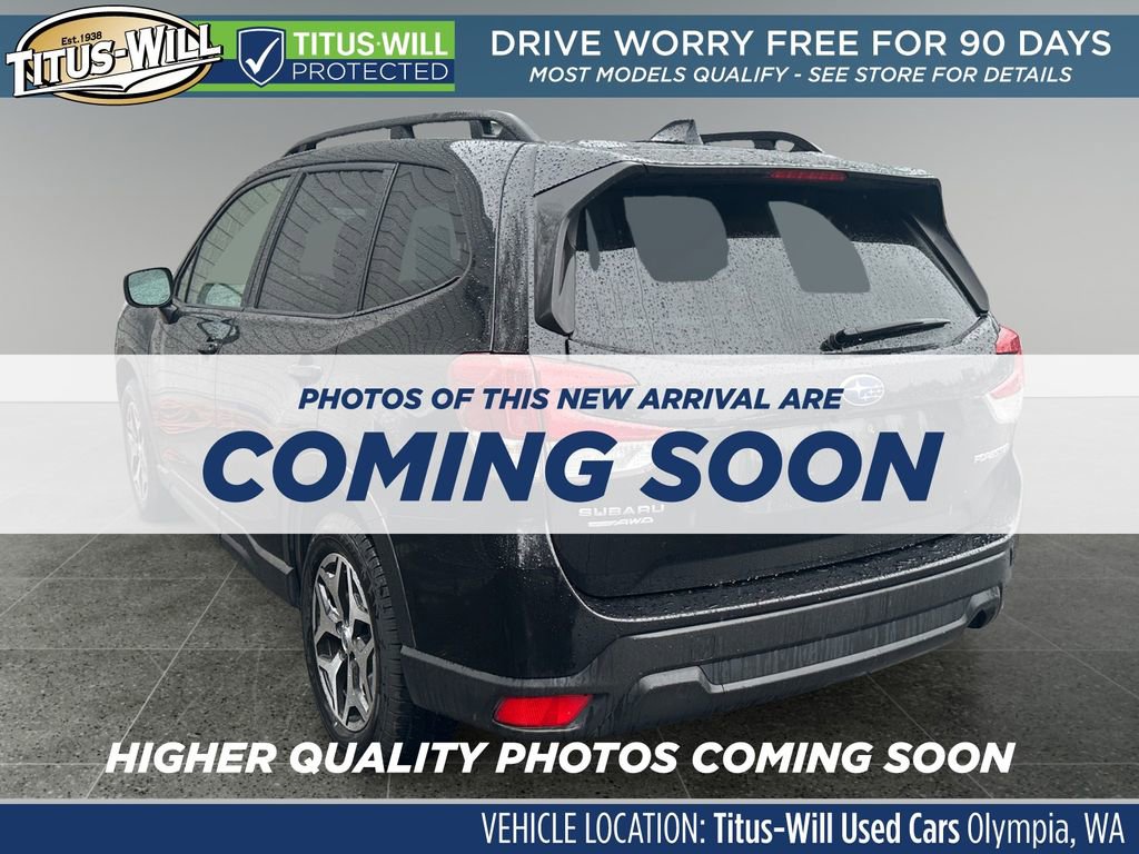 Used 2022 Subaru Forester Premium image 3