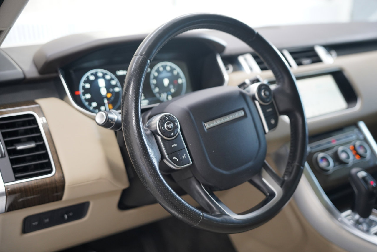 Used 2017 Land Rover Range Rover Sport Supercharged image 12