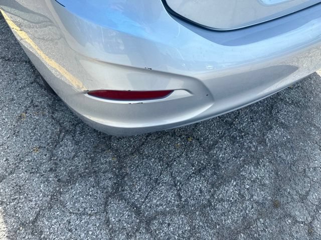 Used 2017 Chevrolet Cruze LS FWD image 4