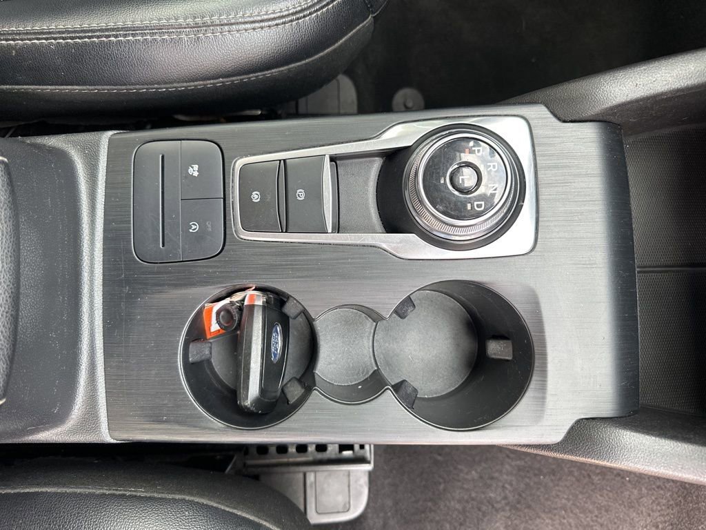 Used 2022 Ford Escape SEL image 16