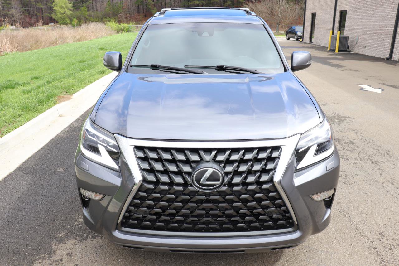 Used 2020 Lexus GX 460 Premium w/ Premium Package image 2