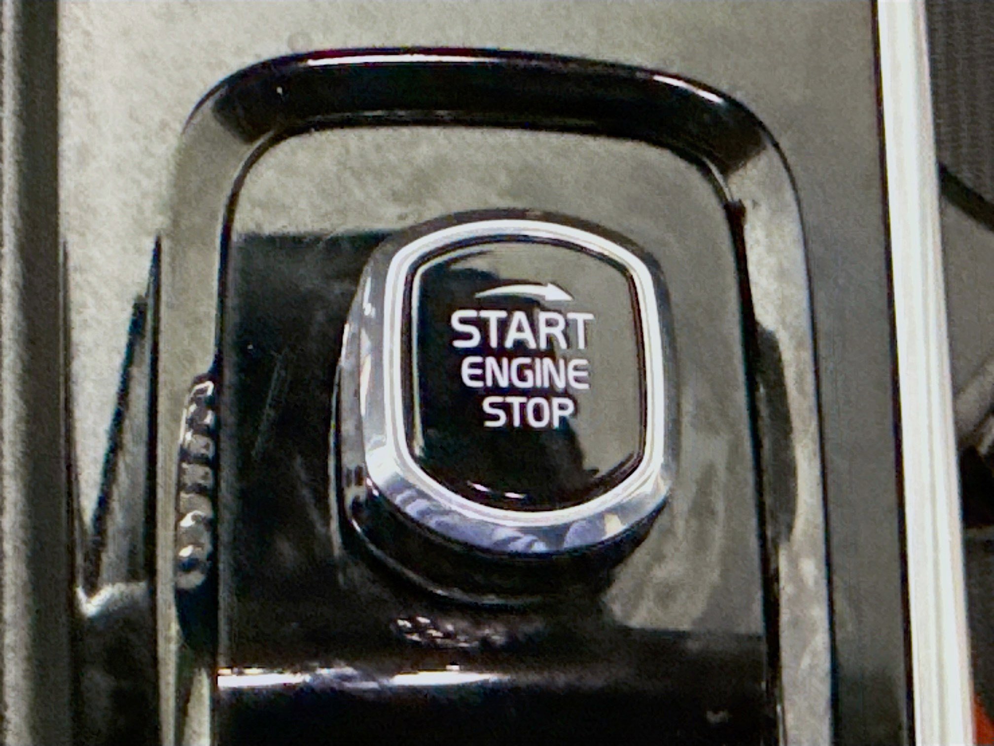 Used 2024 Volvo XC90 B5 Plus image 21