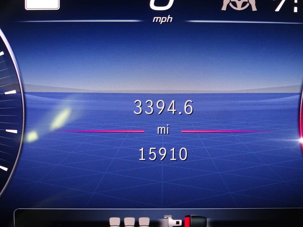 Used 2023 Mercedes-Benz C 300 Sedan image 32