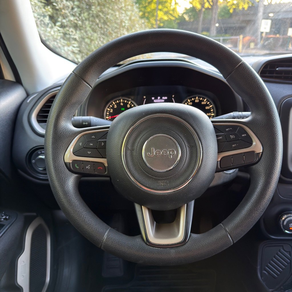 Used 2017 Jeep Renegade Sport w/ Power & Air Group FWD image 29