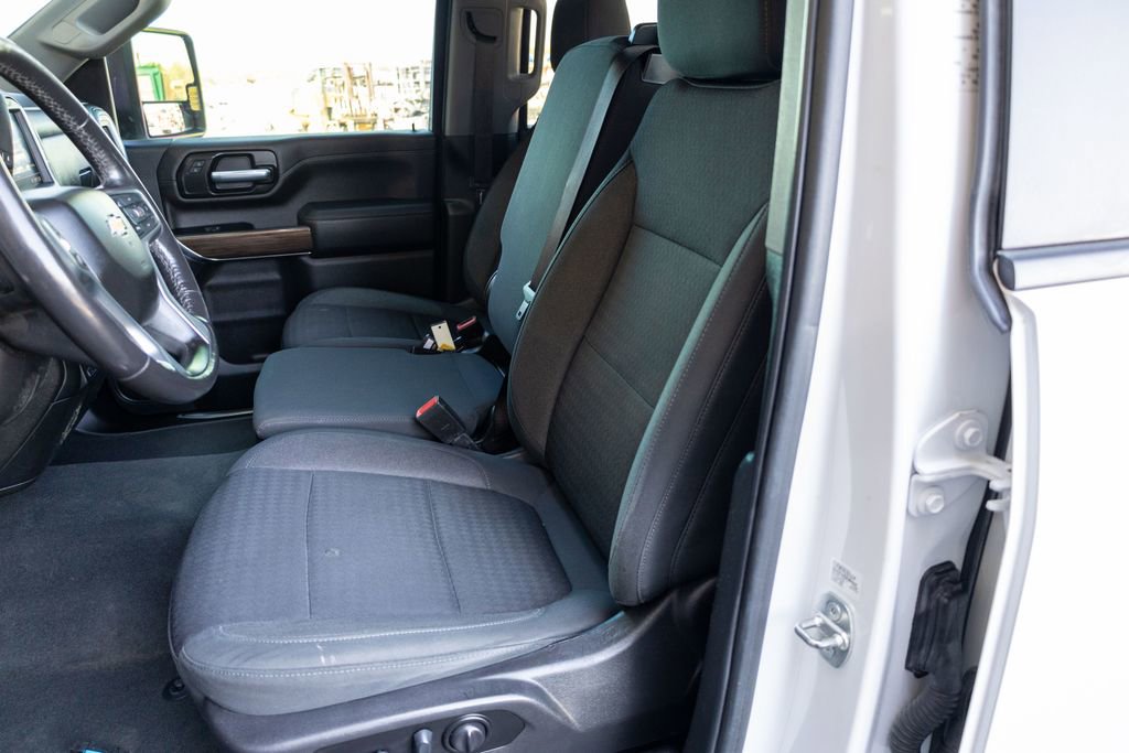 Used 2022 Chevrolet Silverado 2500 LT w/ Convenience Package image 10