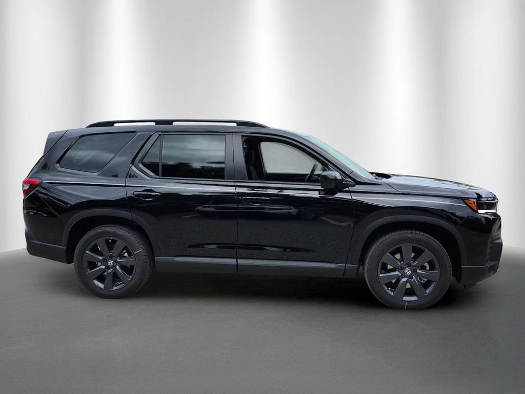 New 2026 Honda Pilot Sport image 8