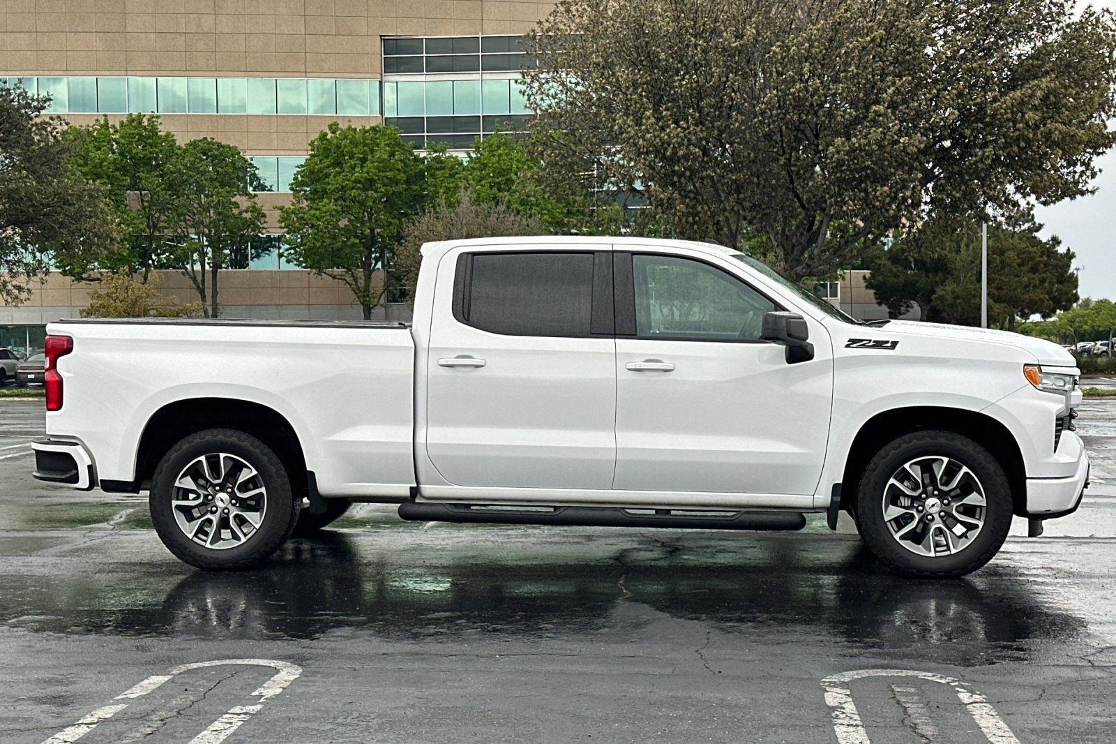 Certified 2023 Chevrolet Silverado 1500 RST image 3