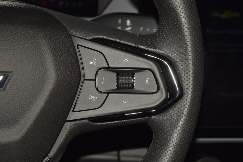 New 2027 Chevrolet Bolt LT FWD image 34