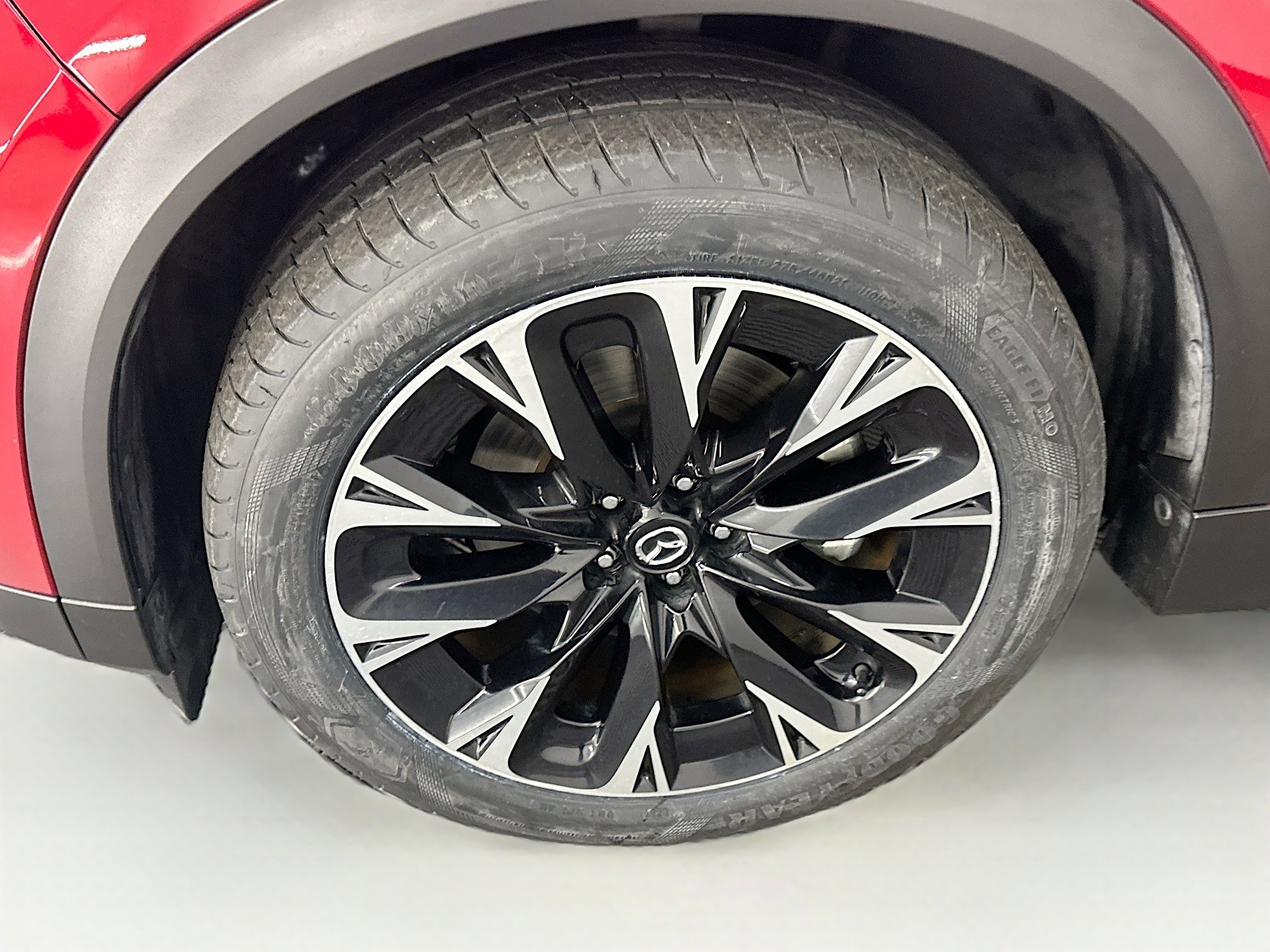 Used 2024 MAZDA CX-90 Plug-In Hybrid w/ Premium Plus image 11