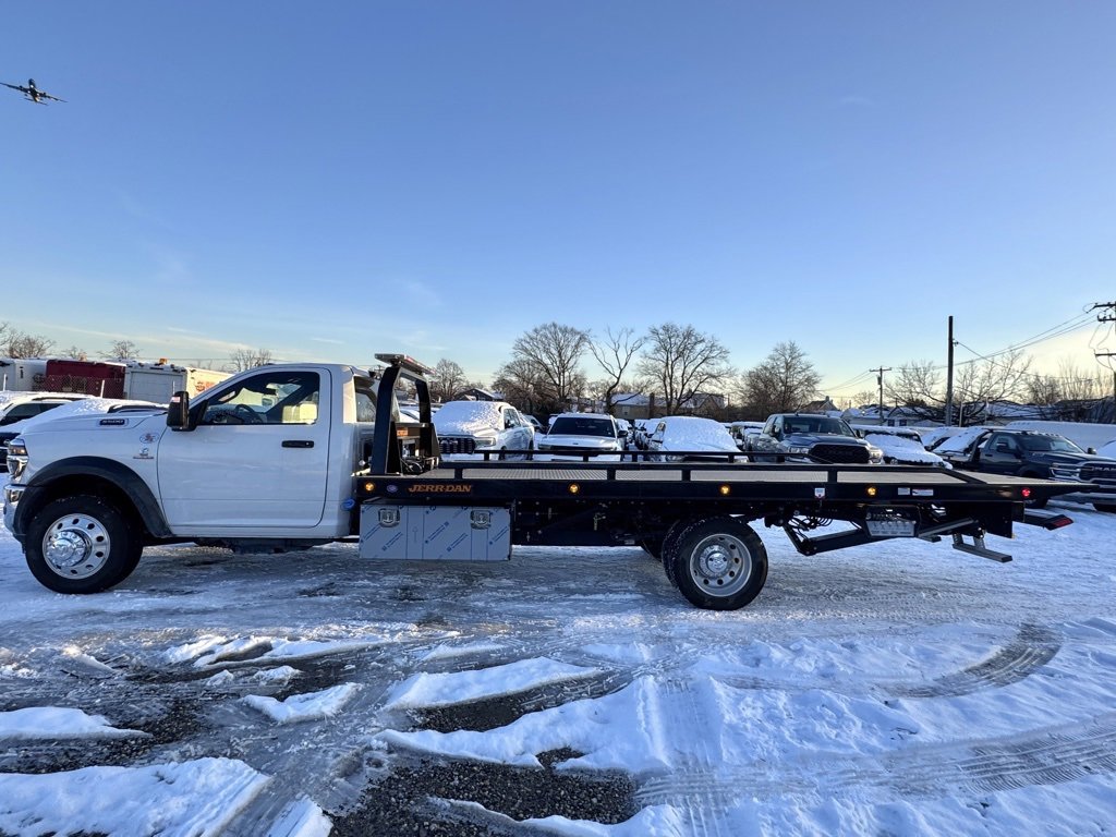 Used 2025 RAM 5500 Tradesman image 4