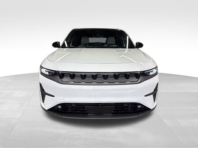 New 2025 Jeep Wagoneer Limited image 2
