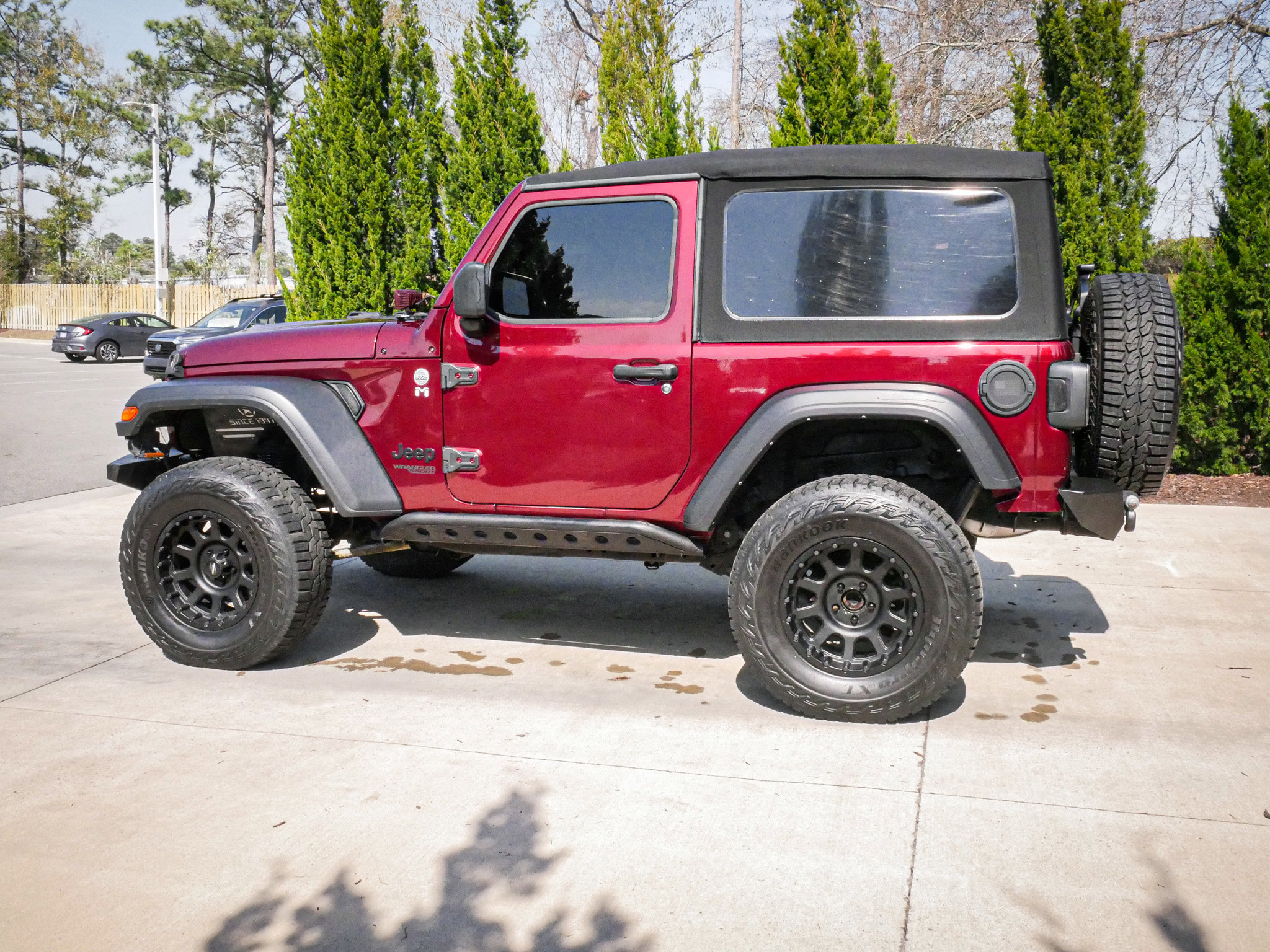 Used 2021 Jeep Wrangler Sport S image 7
