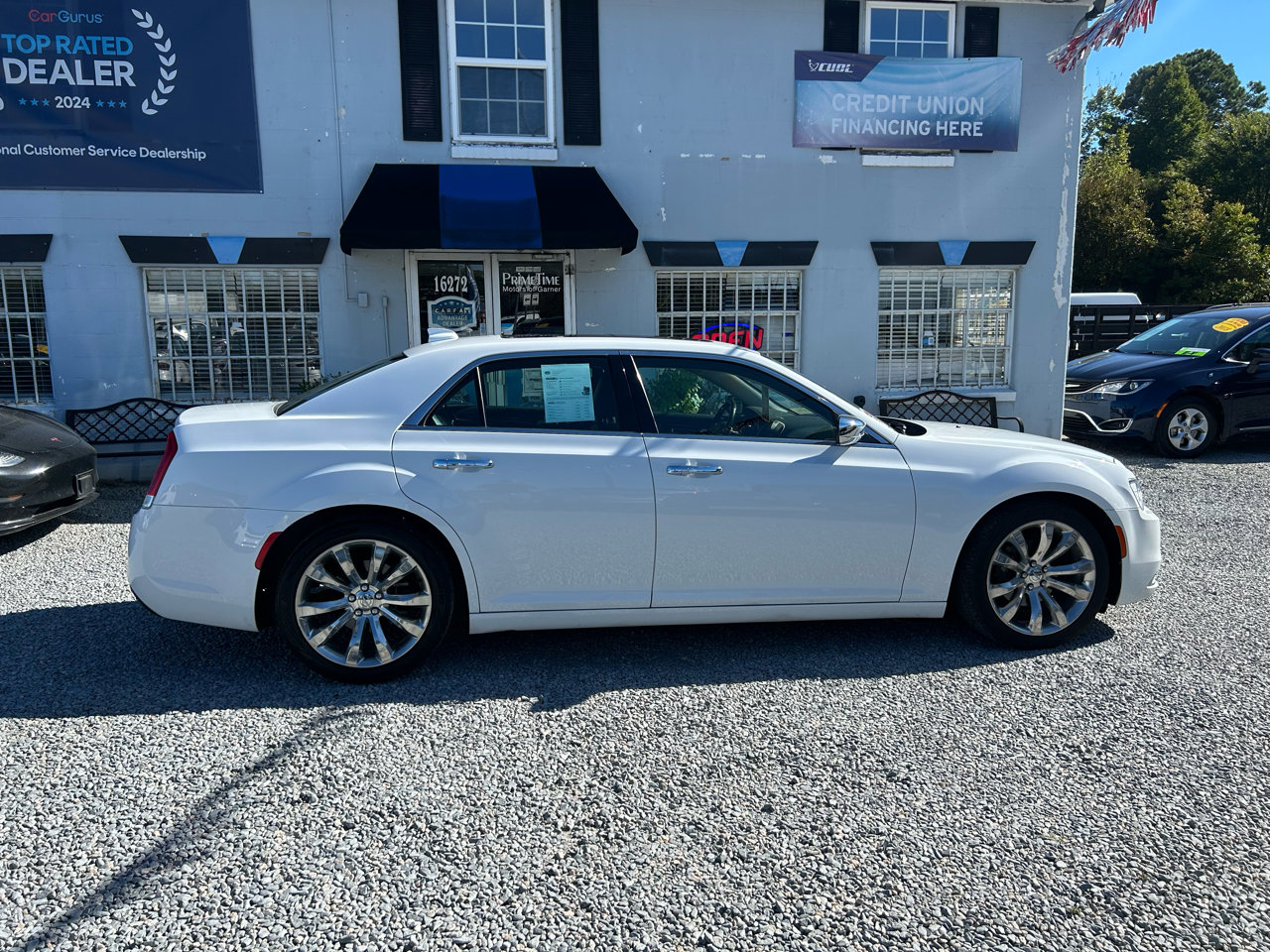 Used 2019 Chrysler 300 Limited image 6