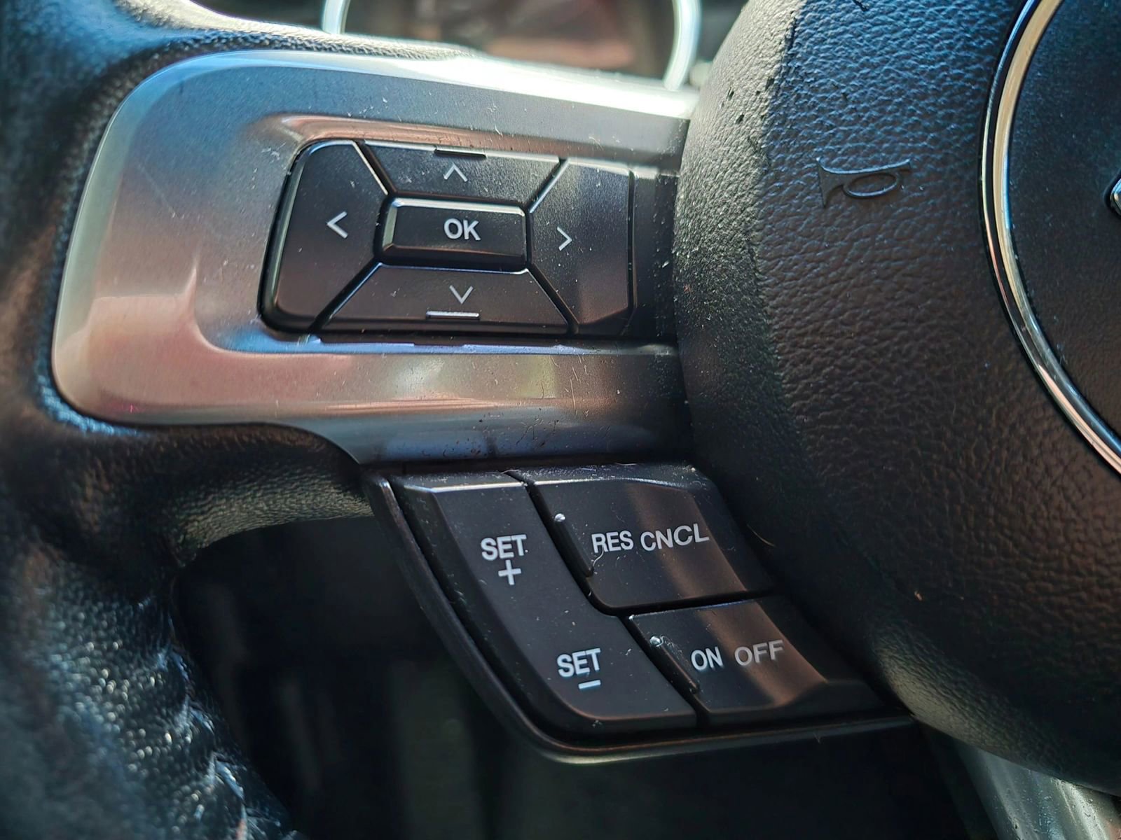 Used 2016 Ford Mustang Coupe image 22