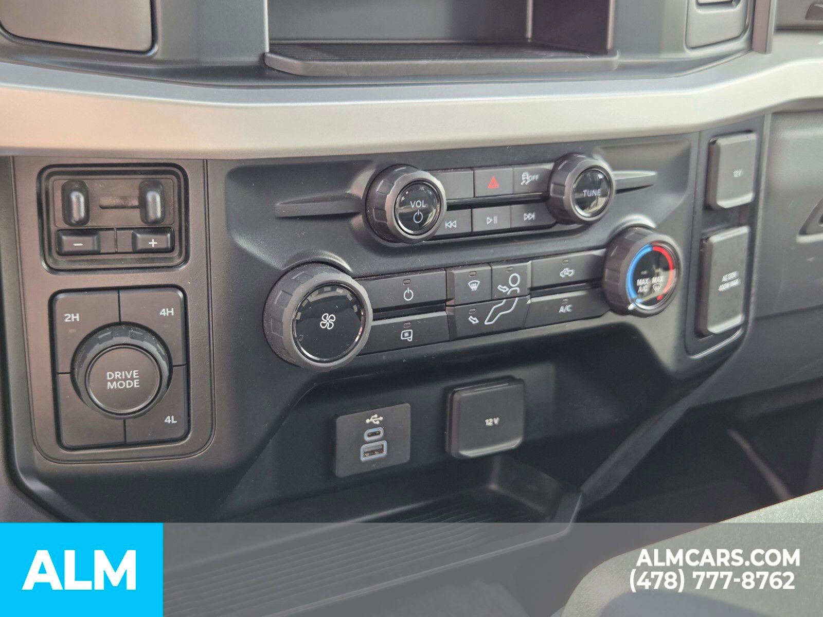 Used 2025 Ford F250 XLT image 21