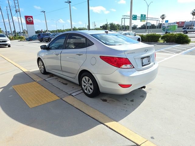 Used 2016 Hyundai Accent SE FWD image 6