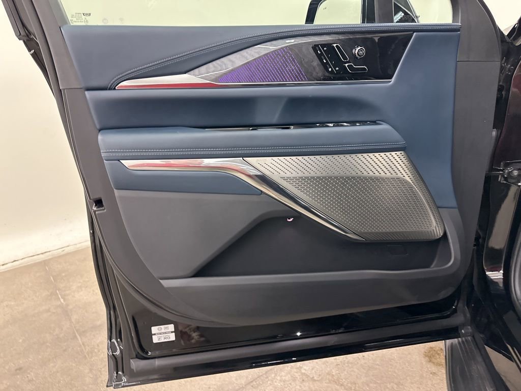 Certified 2025 Cadillac Escalade IQ Luxury 2 image 30