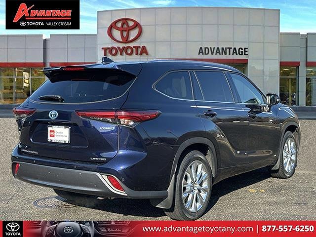 Used 2023 Toyota Highlander Limited image 7