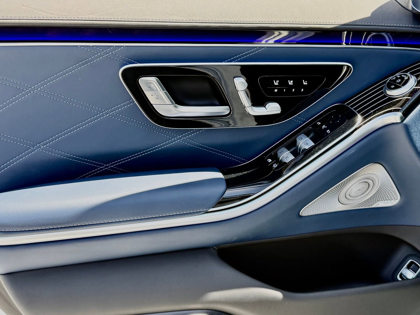 New 2026 Mercedes-Benz Maybach S 580 4MATIC image 16