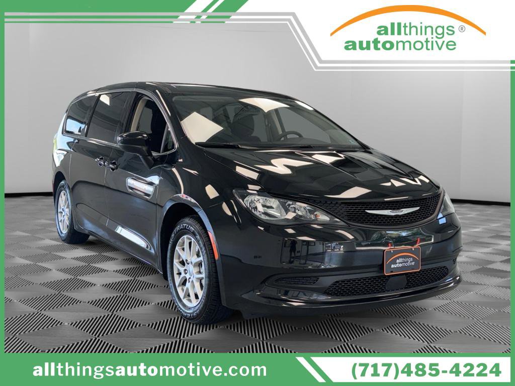 Used 2024 Chrysler Voyager LX FWD image 1