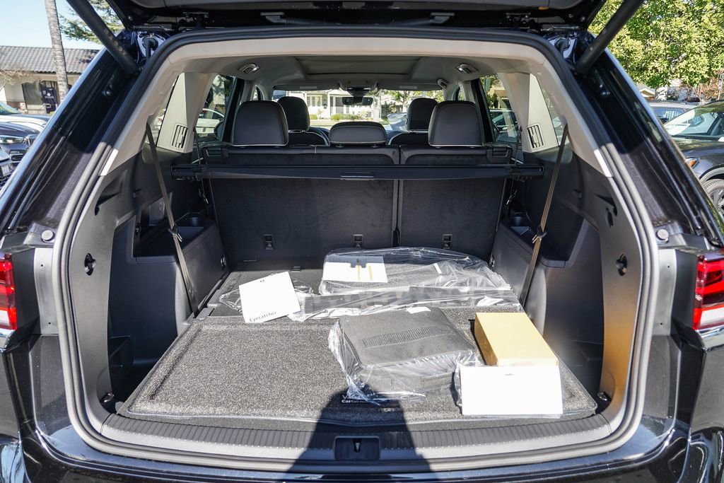 New 2026 Volkswagen Atlas SEL Premium R-Line image 13