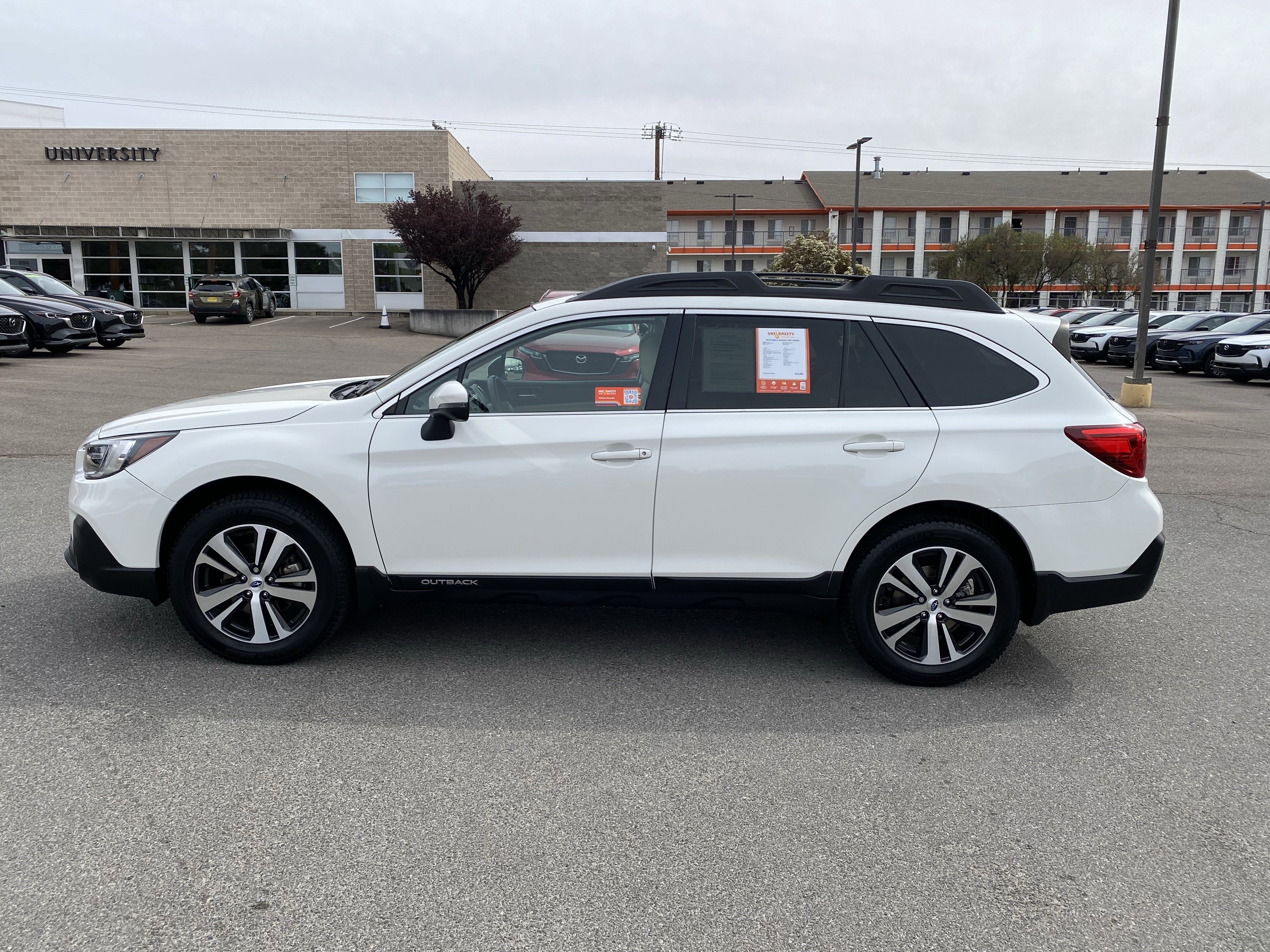 Used 2018 Subaru Outback 3.6R Limited AWD/4WD image 55