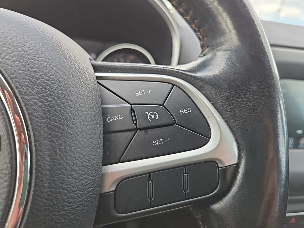 Used 2019 Jeep Compass Latitude w/ Popular Equipment Group AWD/4WD image 15