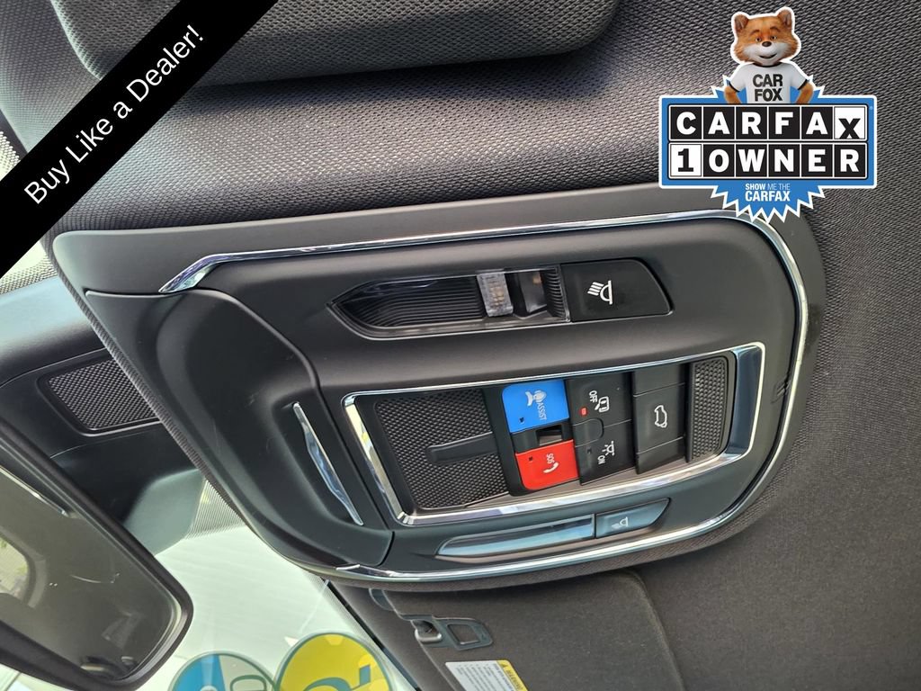 Used 2025 Jeep Grand Cherokee Laredo w/ Luxury Tech Group I AWD/4WD image 28