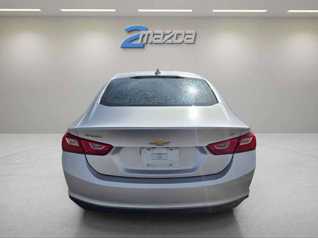 Used 2017 Chevrolet Malibu LT w/ Leather Package image 4