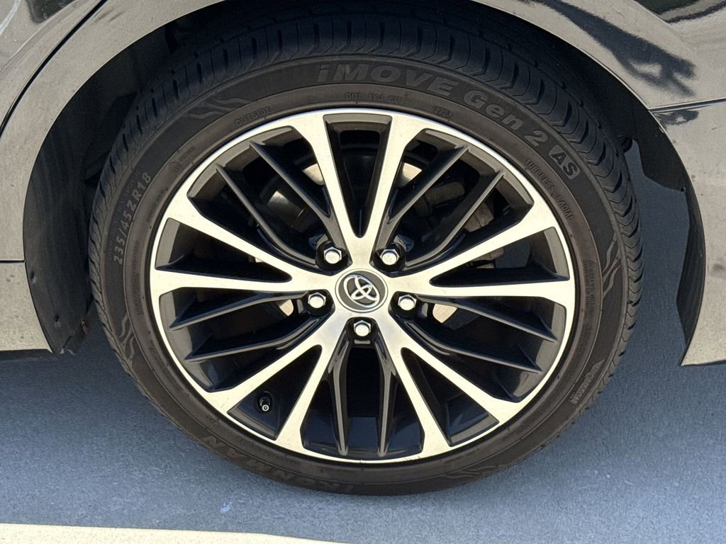 Used 2018 Toyota Camry SE w/ Convenience Package image 31