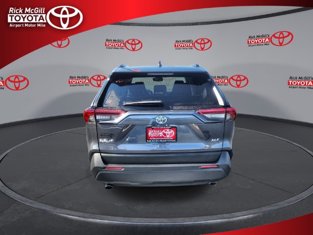 Used 2024 Toyota RAV4 XLE w/ Convenience Package FWD image 7