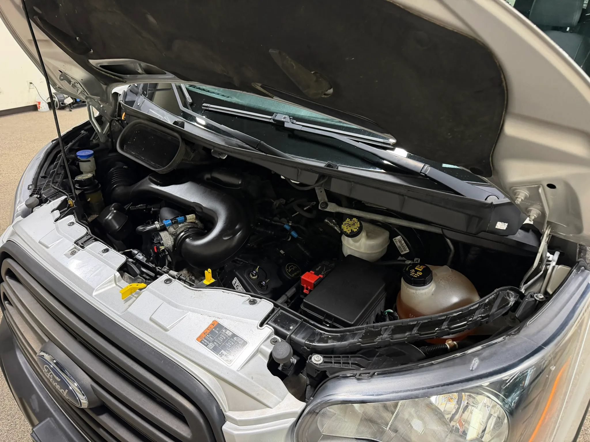Used 2019 Ford Transit 150 XL RWD image 54