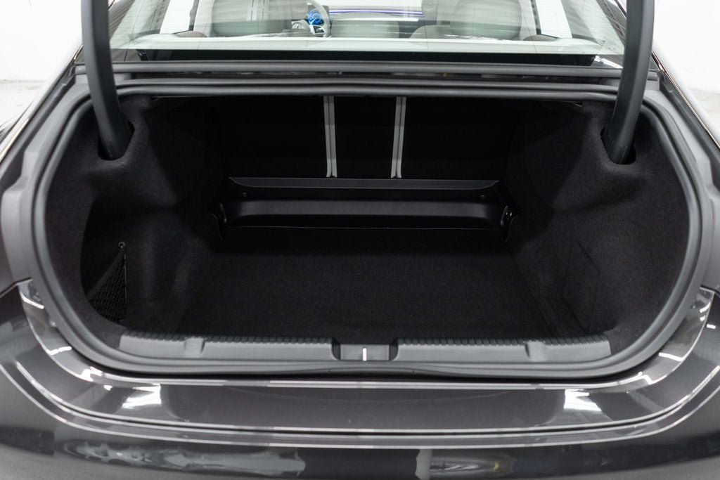 Used 2023 Mercedes-Benz EQE 500 4MATIC Sedan image 35