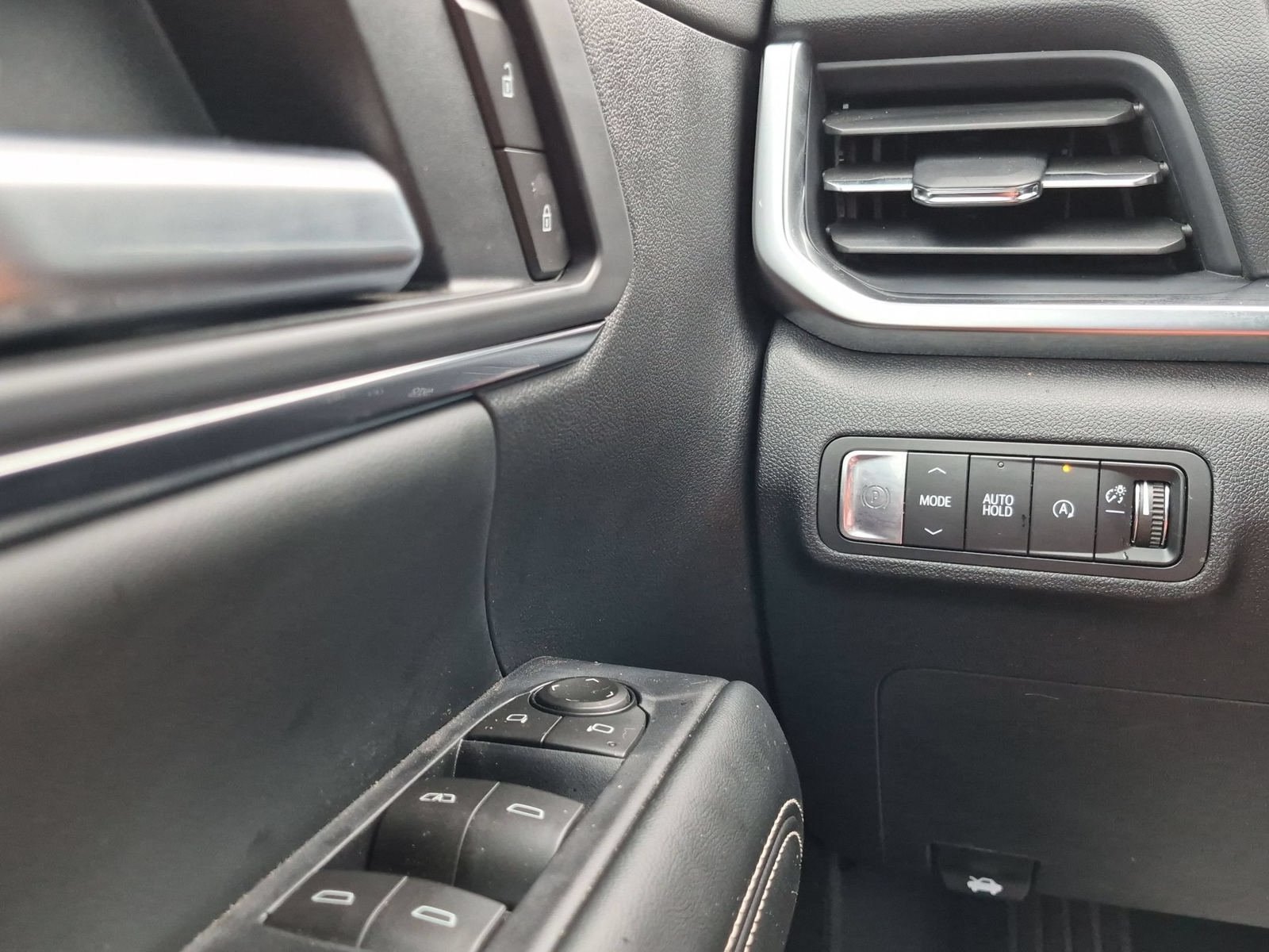New 2026 GMC Terrain Elevation FWD image 16